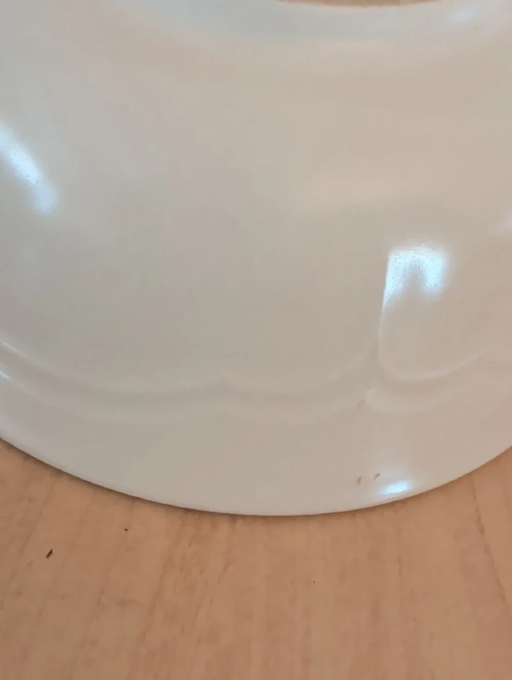 Set of 6 Pfaltzgraff, Cream Ceramic Soup/Cereal Bowls.